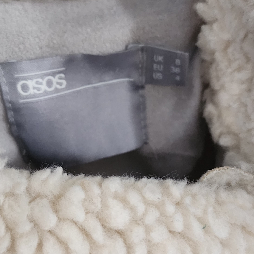 Women's Cream Shearling Jacket - Picture 8 of 14